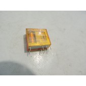 Relais circuit imprimé embrochable 8A 110VAC 2 contacts inverseur 2RT AGNI FINDER 405281100000